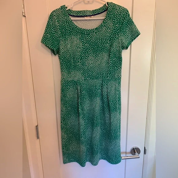 Boden | Dresses | Boden Green Polka Dot Jersey Dress | Poshmark